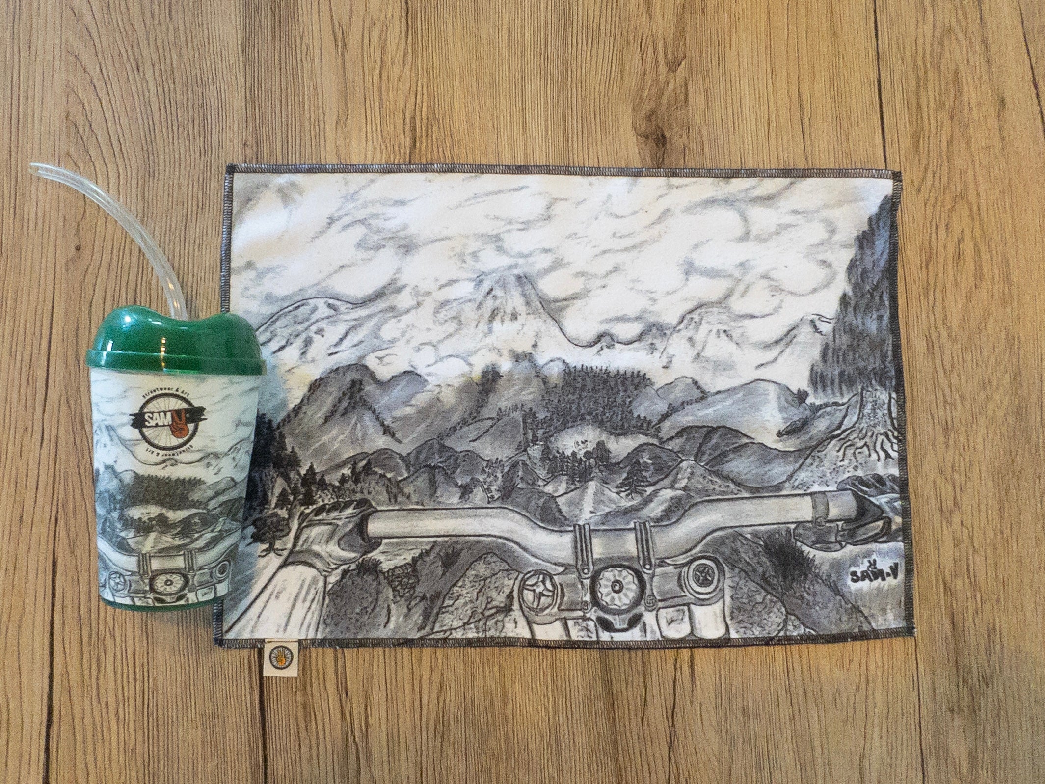 Toalla Deportiva (Paisaje) con Vaso útil