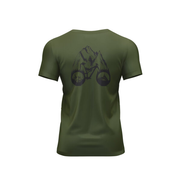 camiseta-montaña-verde-espalda-hombre